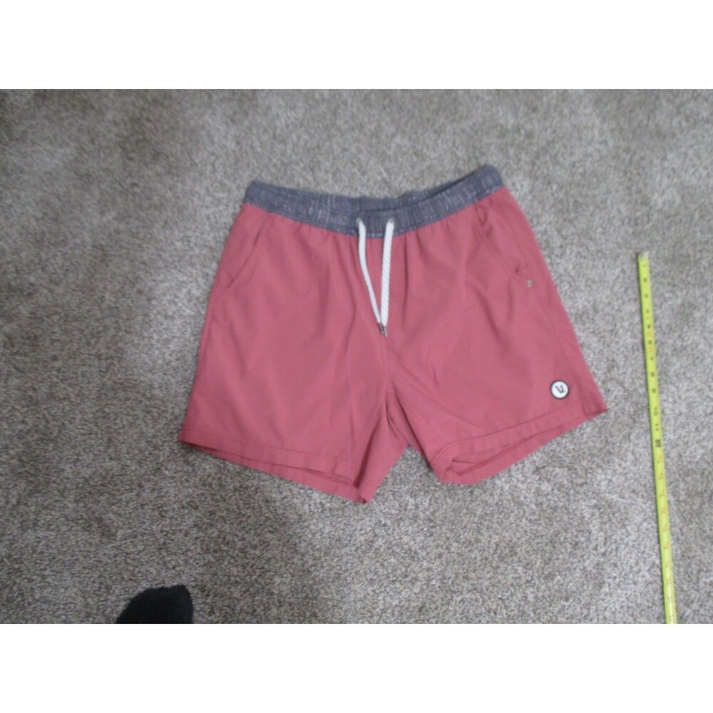 Vuori Kore Shorts Mens M/L Pink